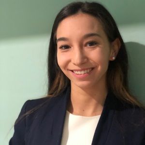 Meet your Posher, Lorena